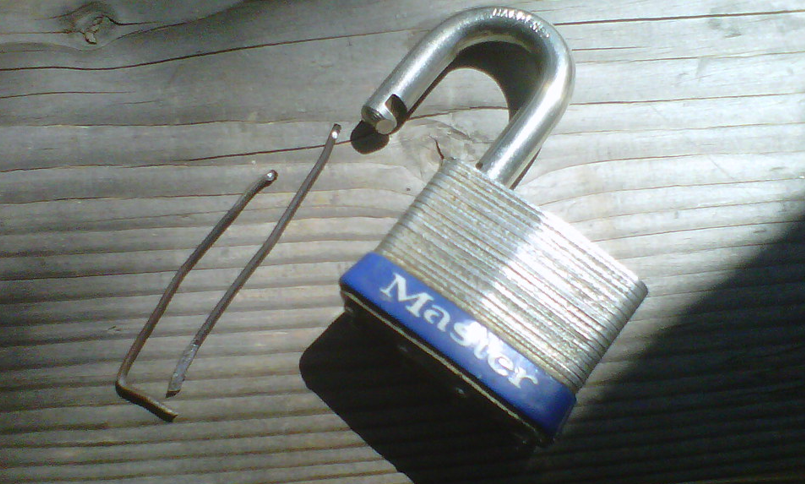 In-store physical Pentest: feedback on a real case study